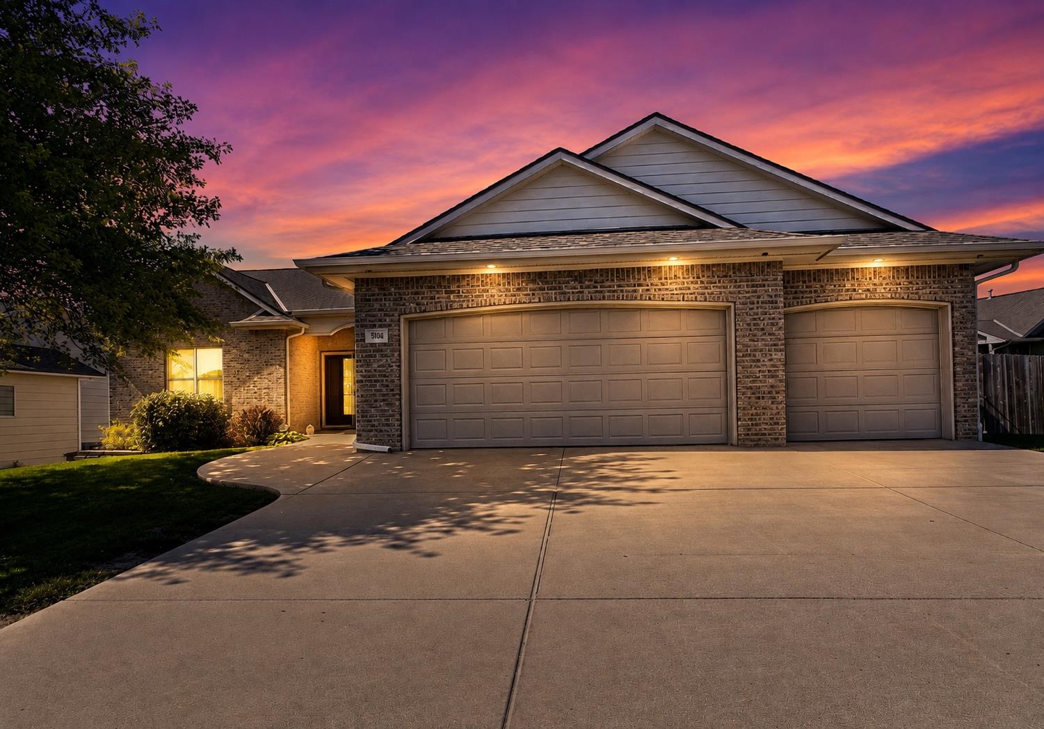 936 E Moss Wood, Derby