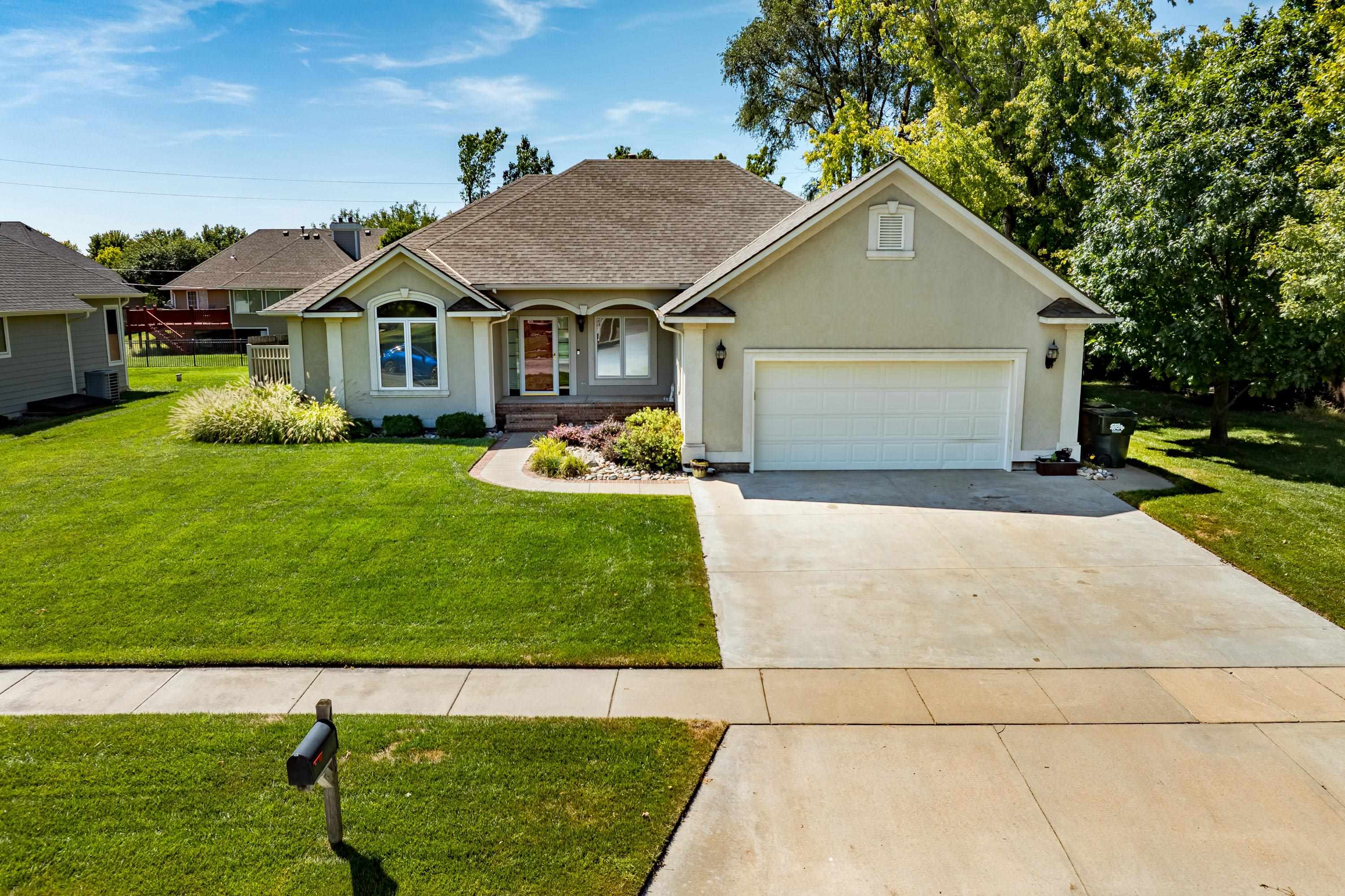 4009 Vicksburg Street, Hutchinson