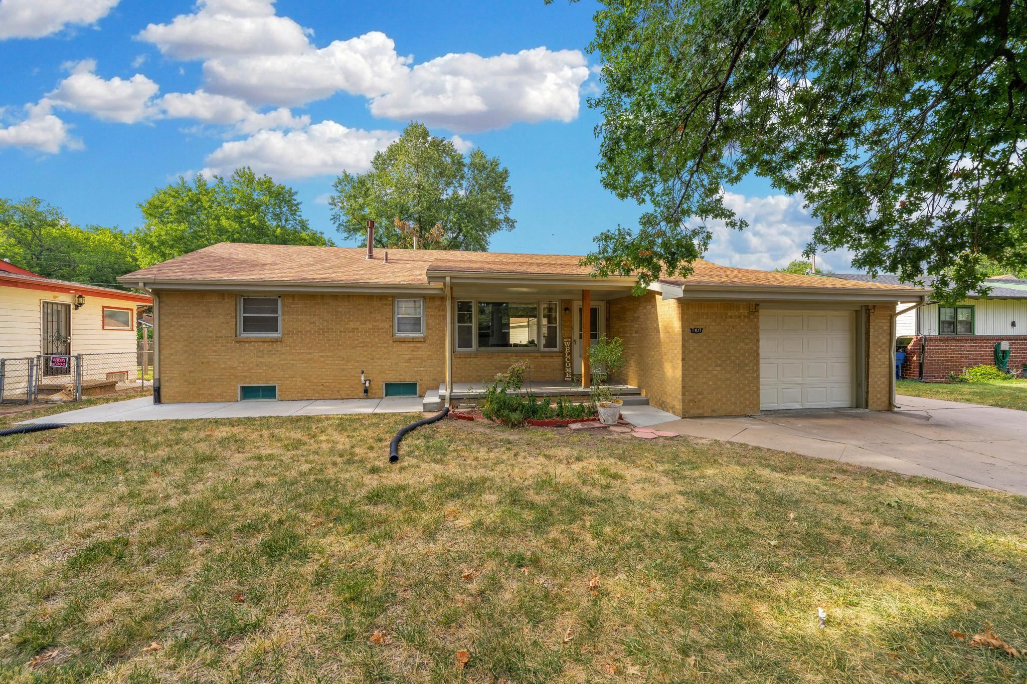 1921 E Scott Ave, Wichita