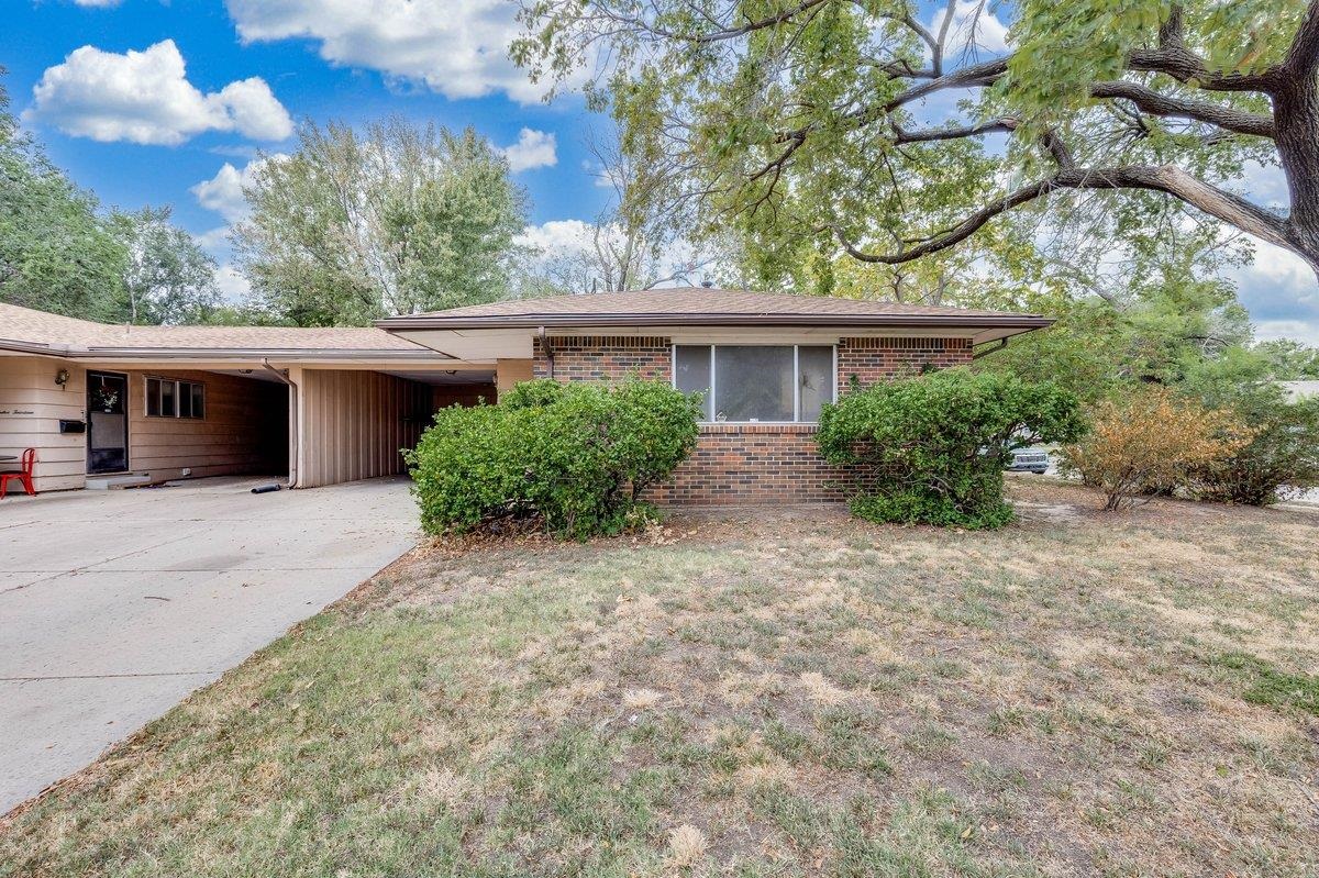 1212 W 18th St N, Wichita