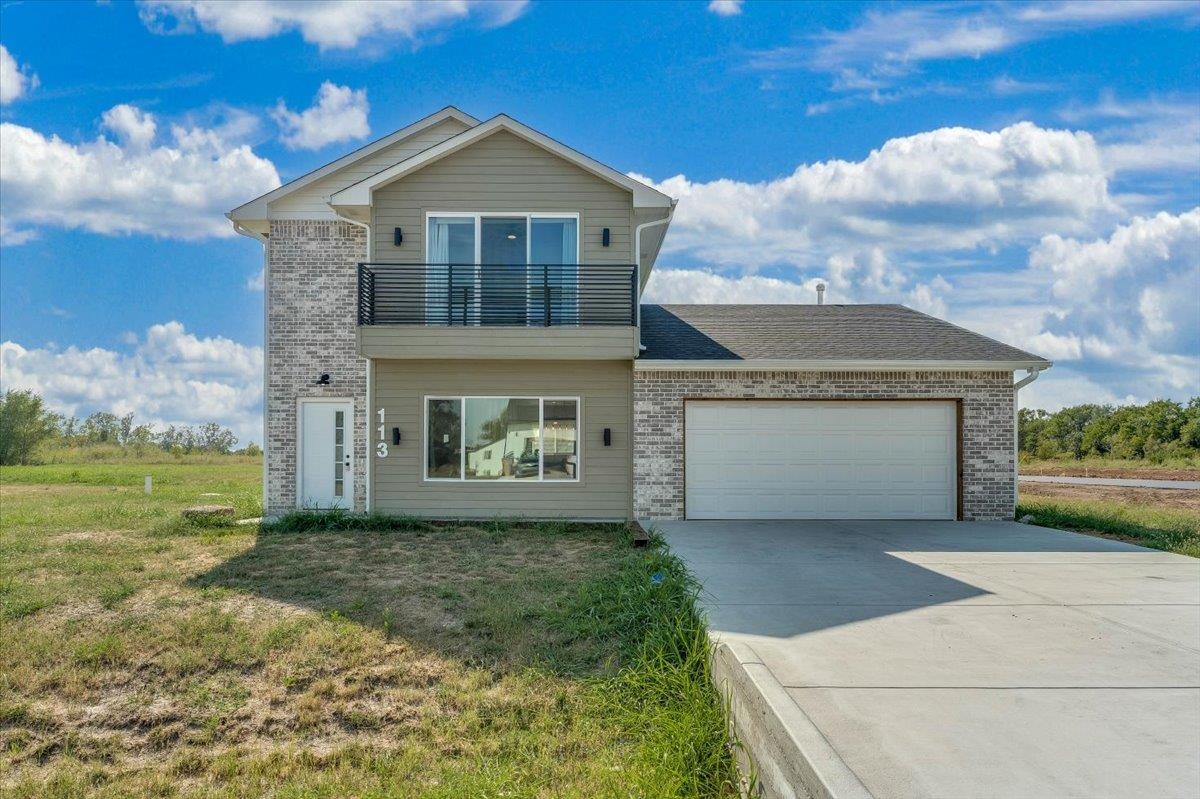 113 S Sycamore, Valley Center