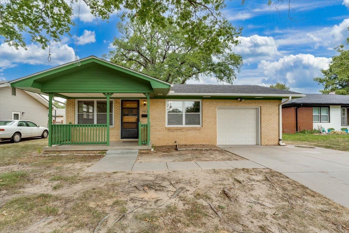 1937 N Kessler, Wichita