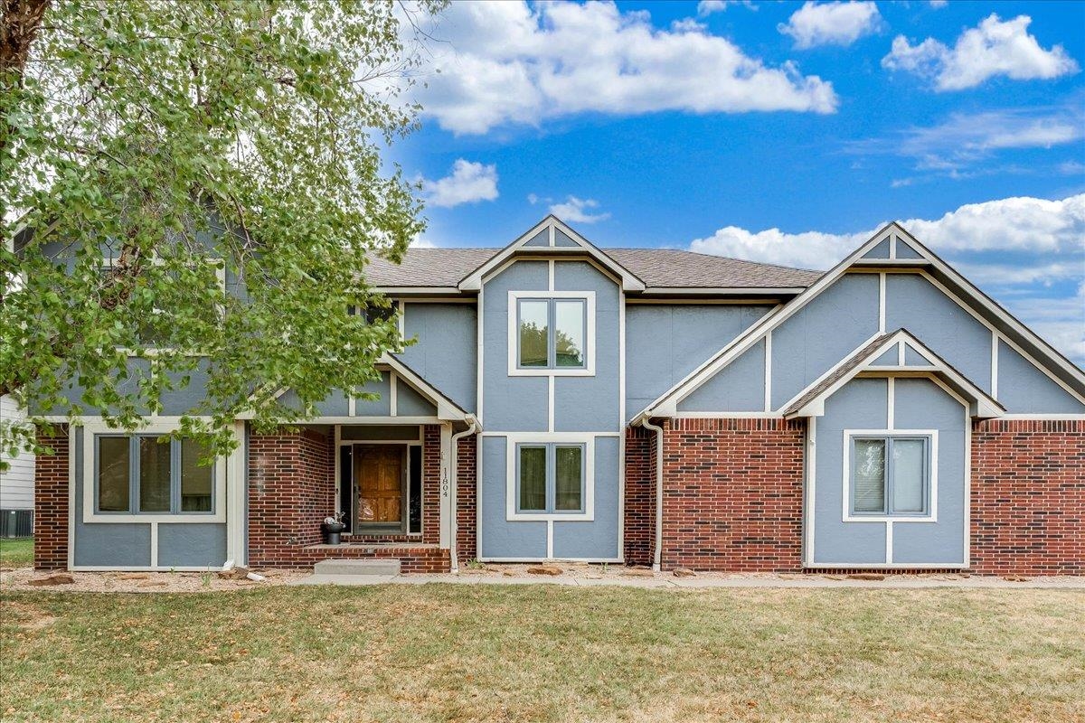 11804 W 1st St N, Wichita