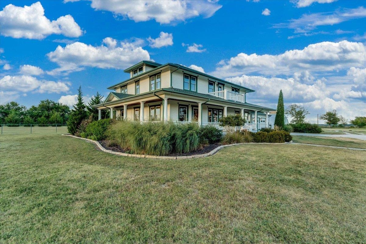 7550 S 327th St W, Cheney