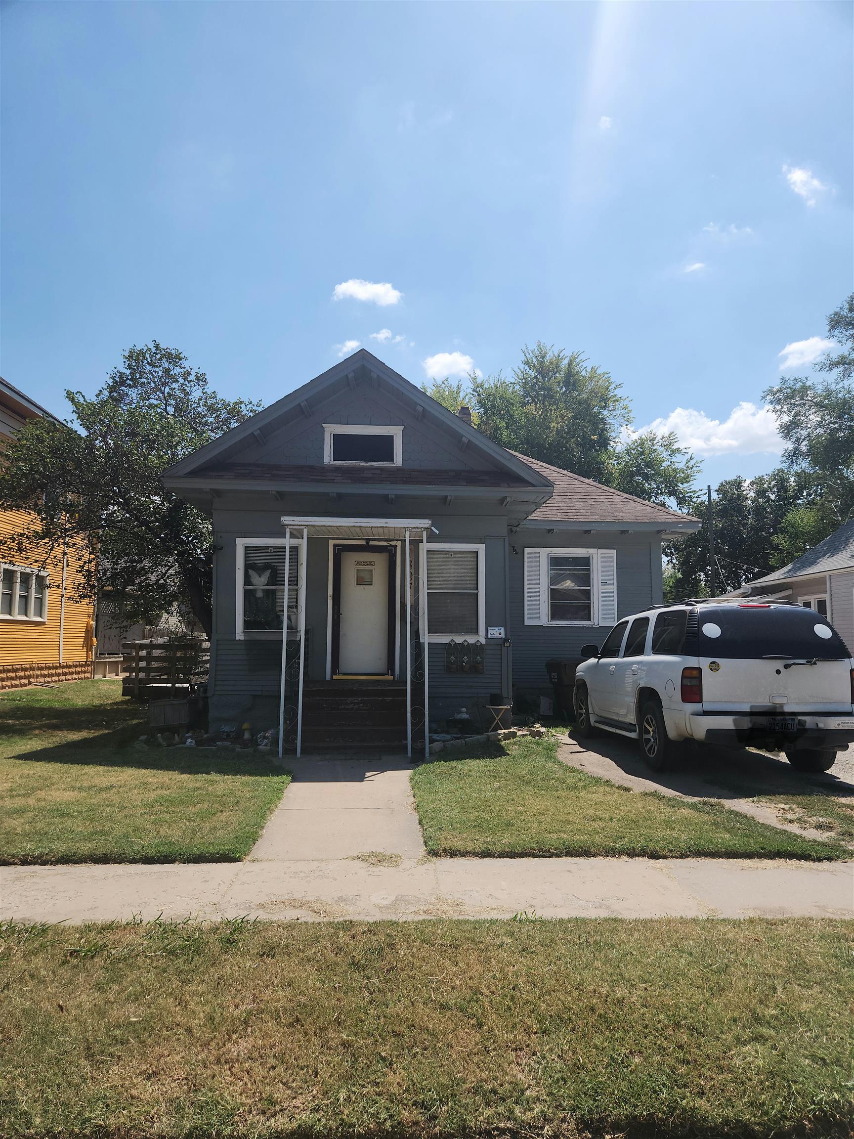 1807 W Maple, Wichita