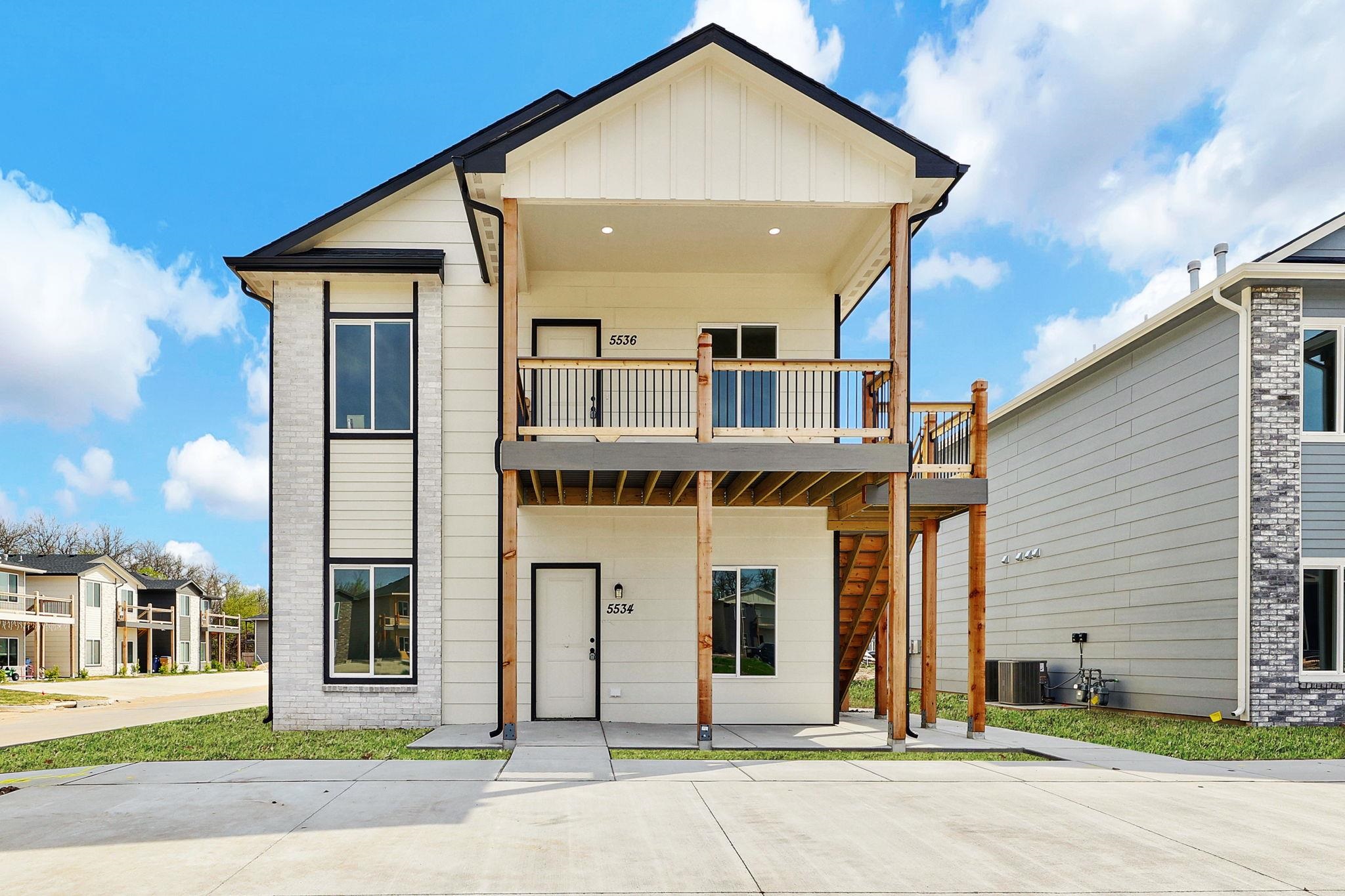 5534-5536 N Bressler, Park City
