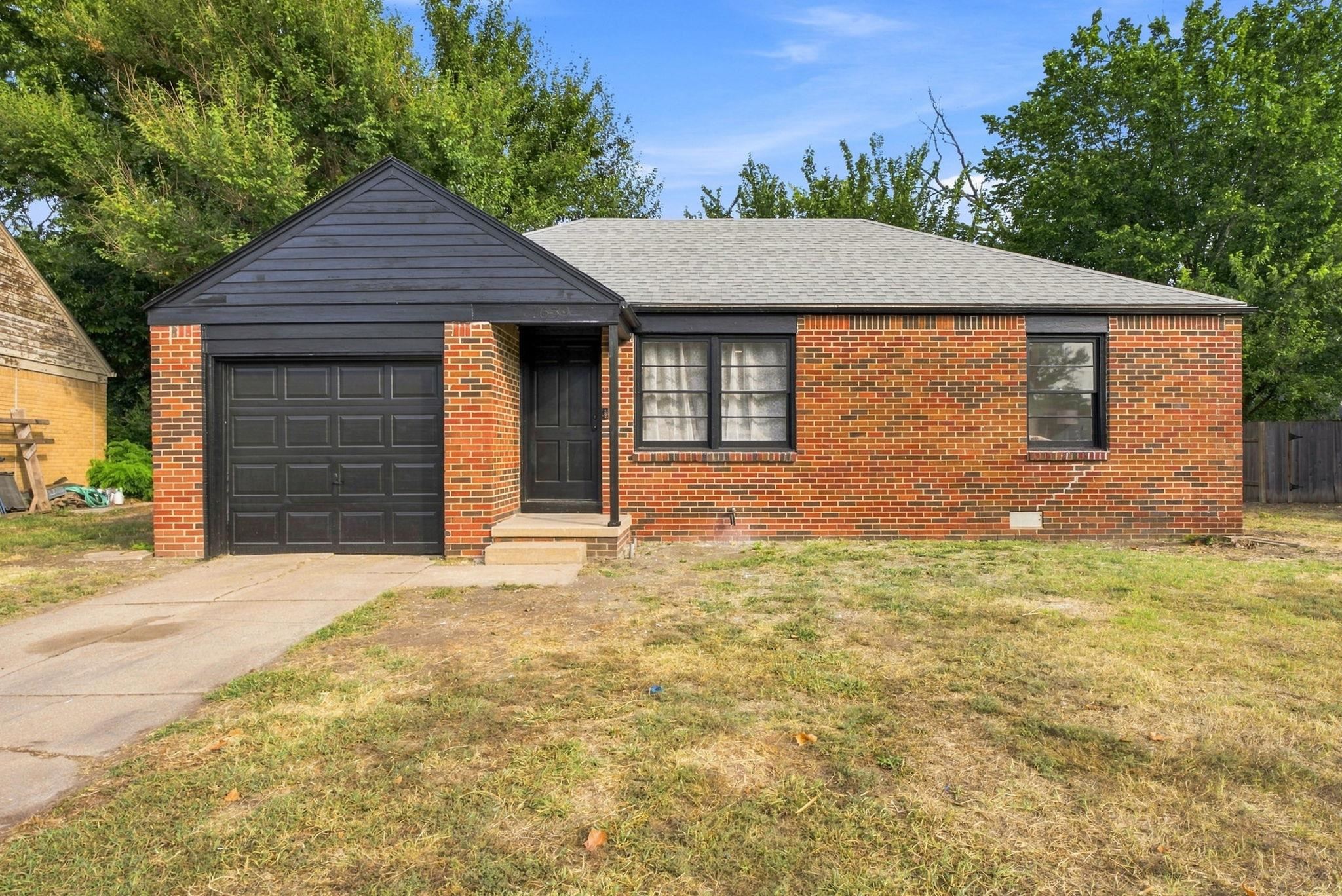 1639 N Kenmar Dr, Wichita