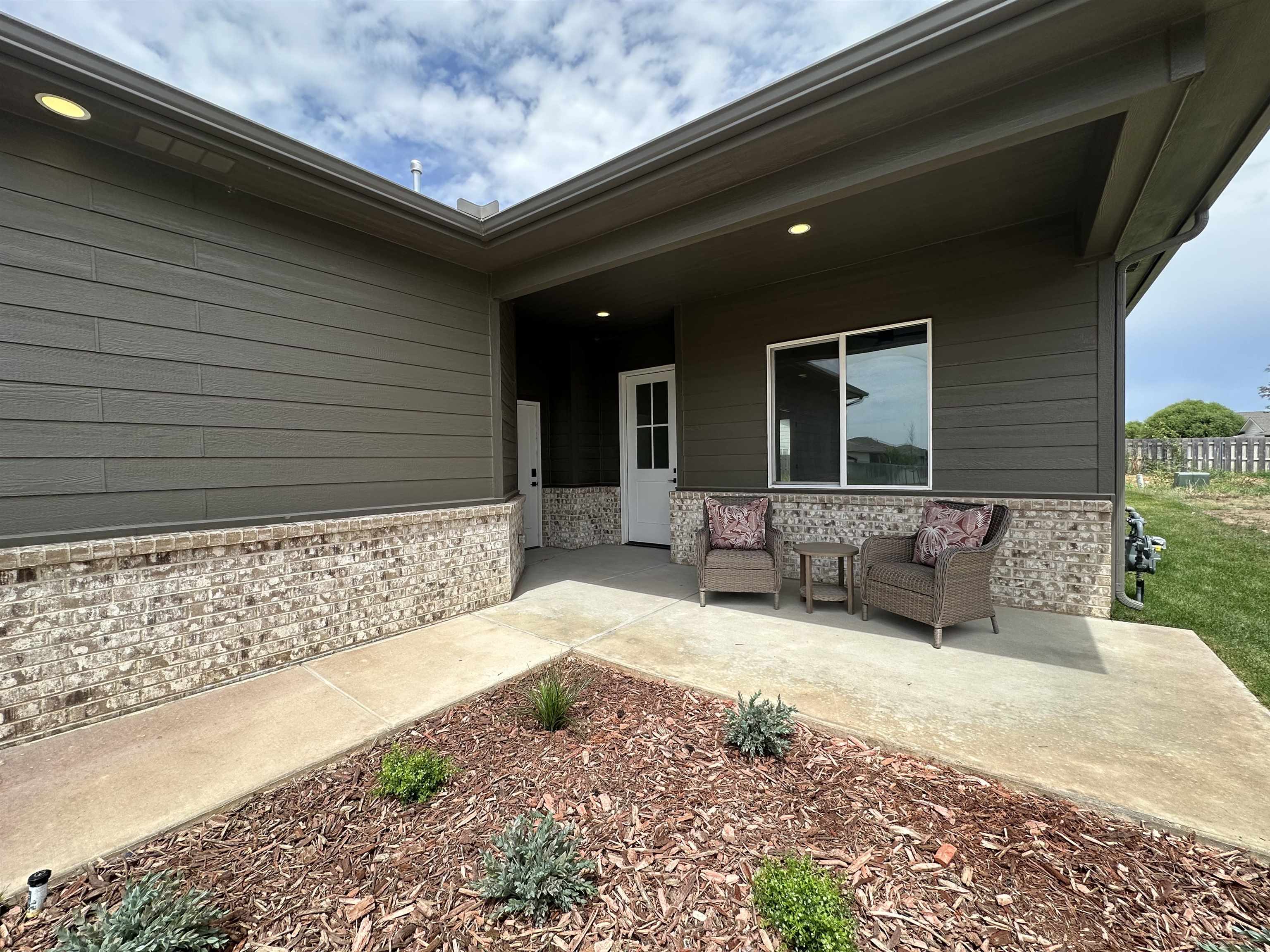 4434 N Sunny Ct, Wichita, KS, 67205 photo 2