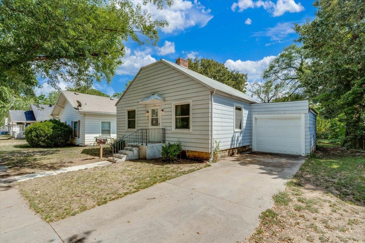 323 E Broadway, Augusta