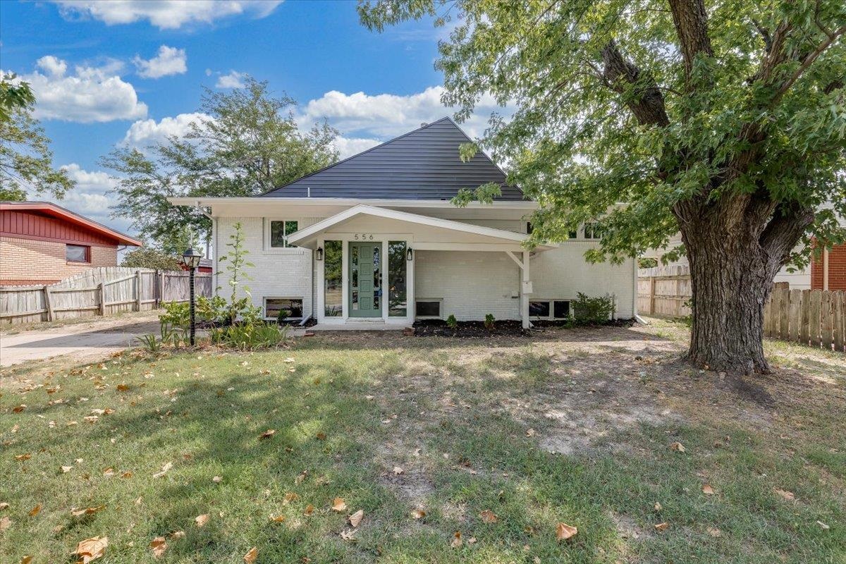 556 N Colby, Valley Center