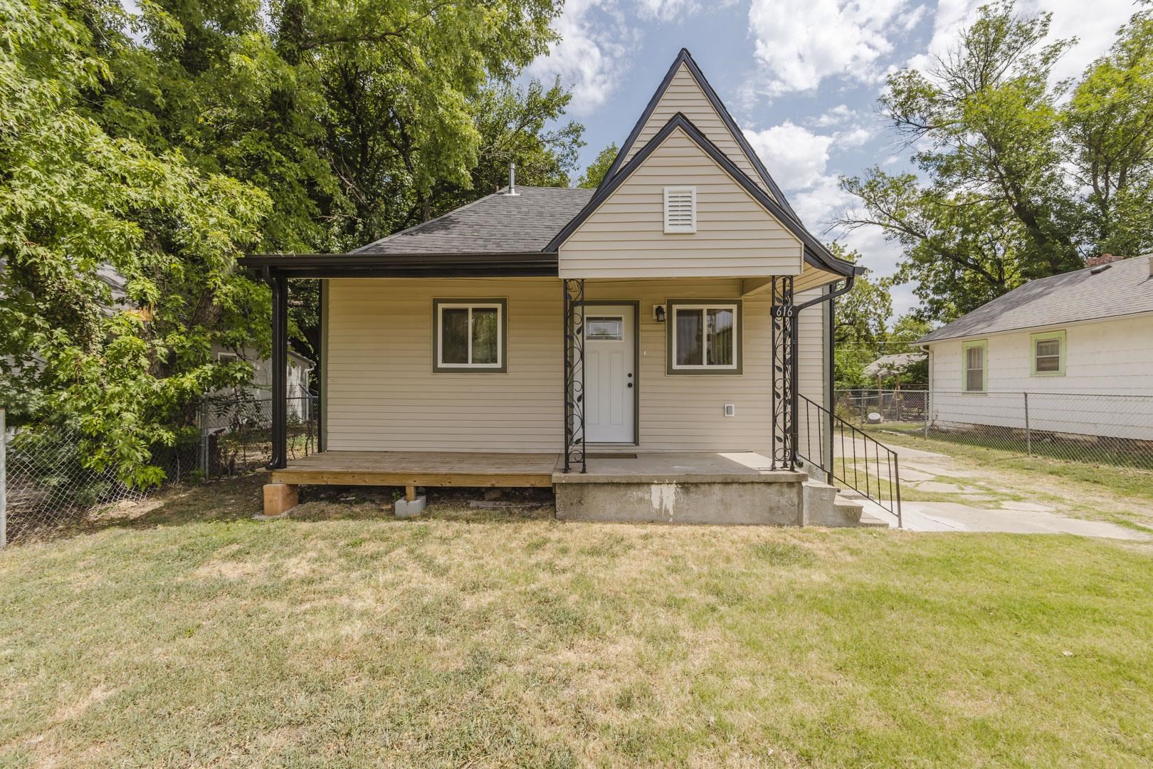 616 N Madison, Wichita