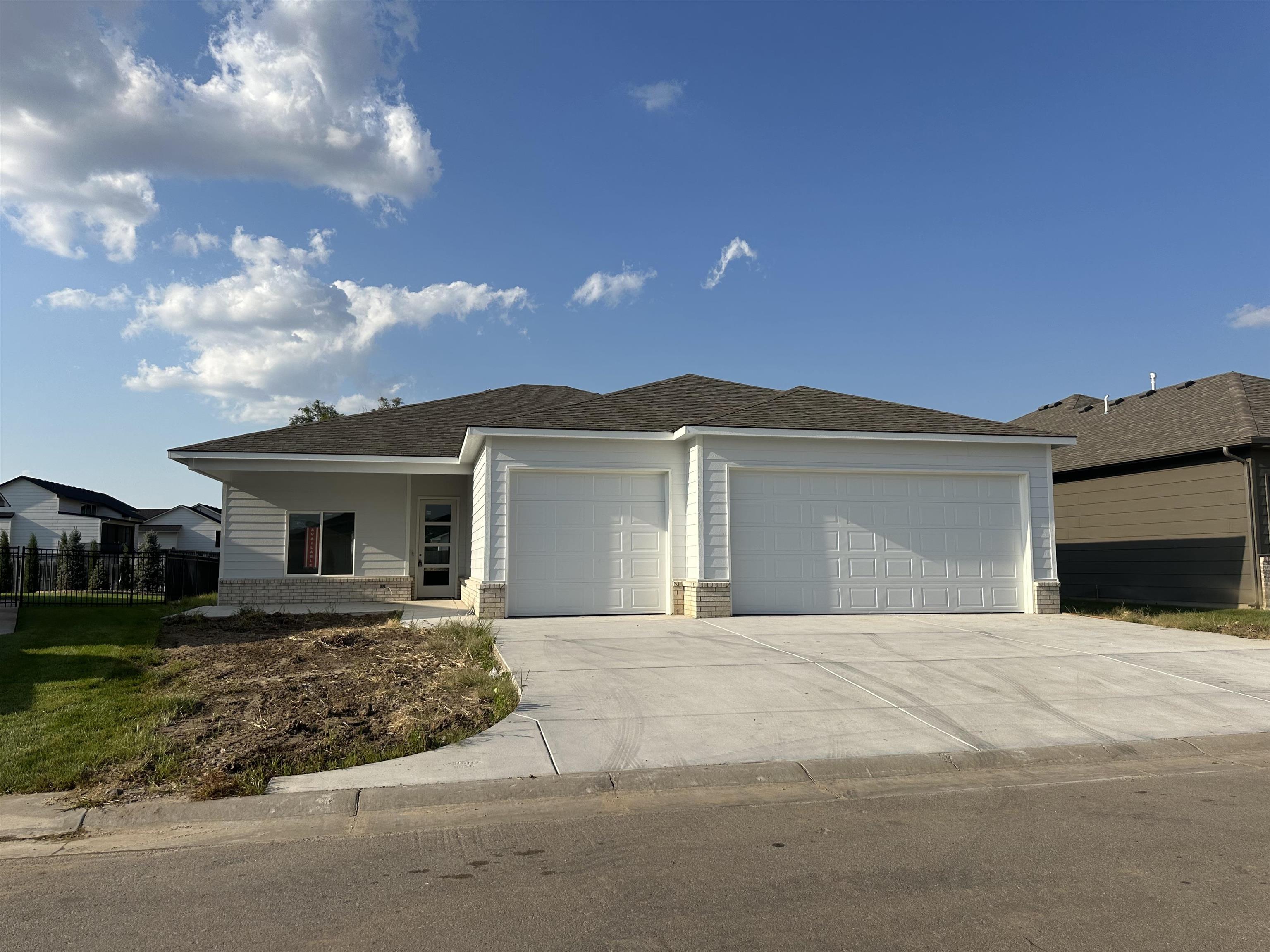 4438 N Sunny Ct, Wichita