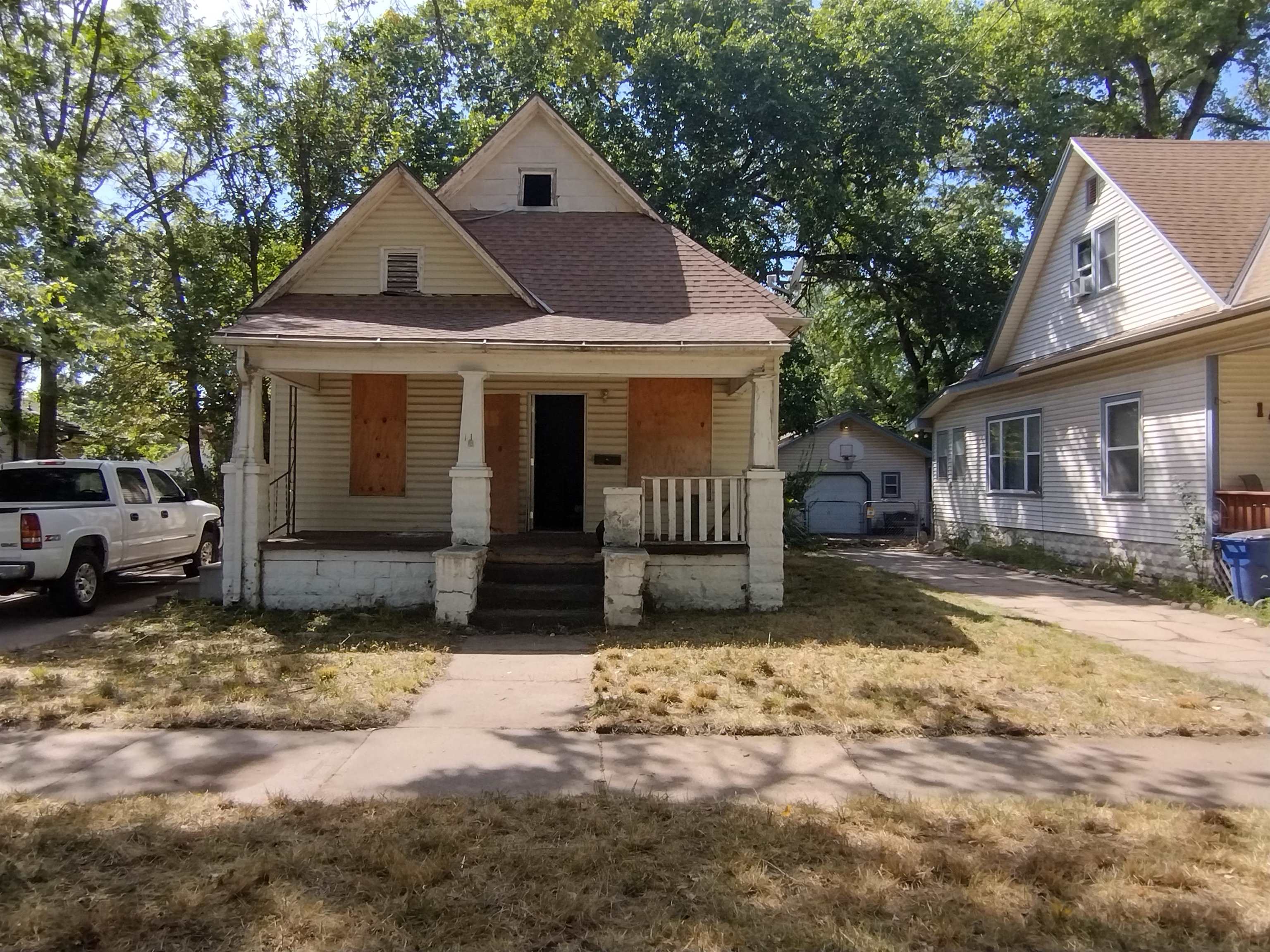 1413 S Ellis, Wichita