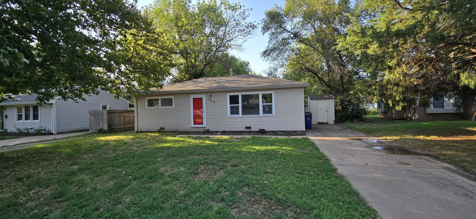 129 E Edgemoor St, Derby