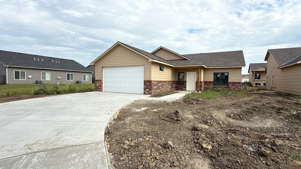 5079 N Toben Dr., Bel Aire