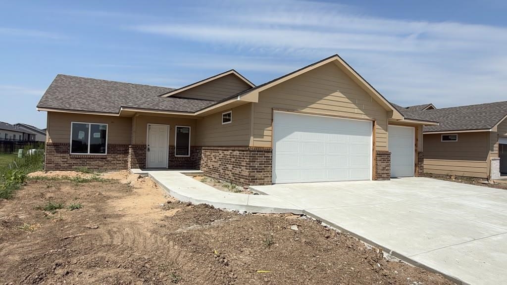8956 E Joshua St, Bel Aire