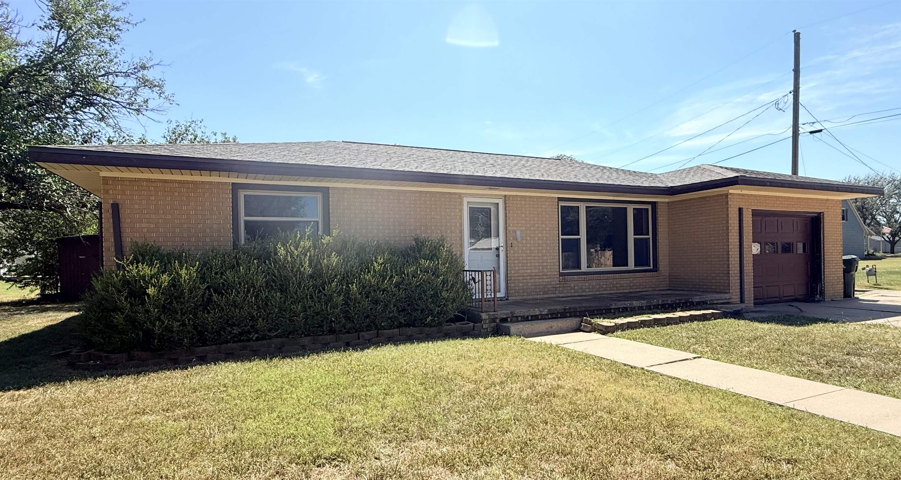 207 E 2nd St., Hillsboro