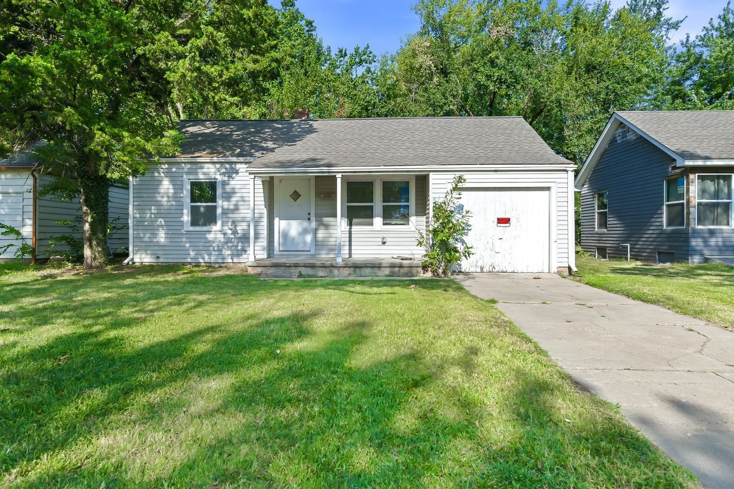 1127 S Minnesota, Wichita