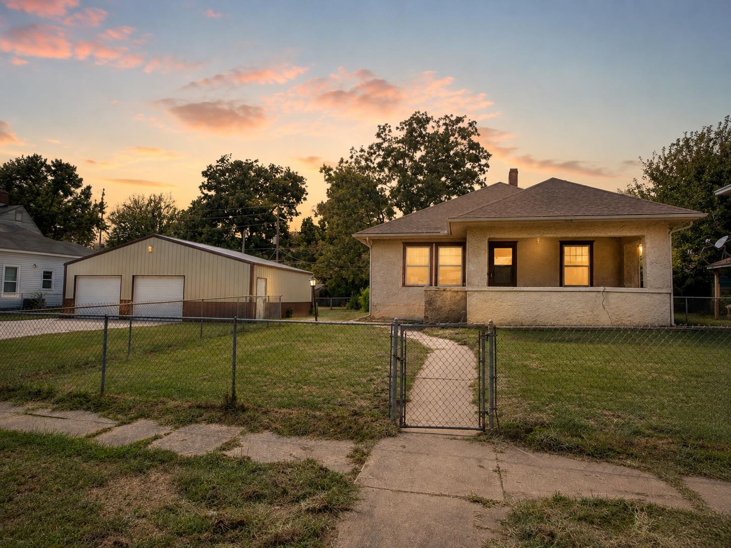 507 S B St, Arkansas City