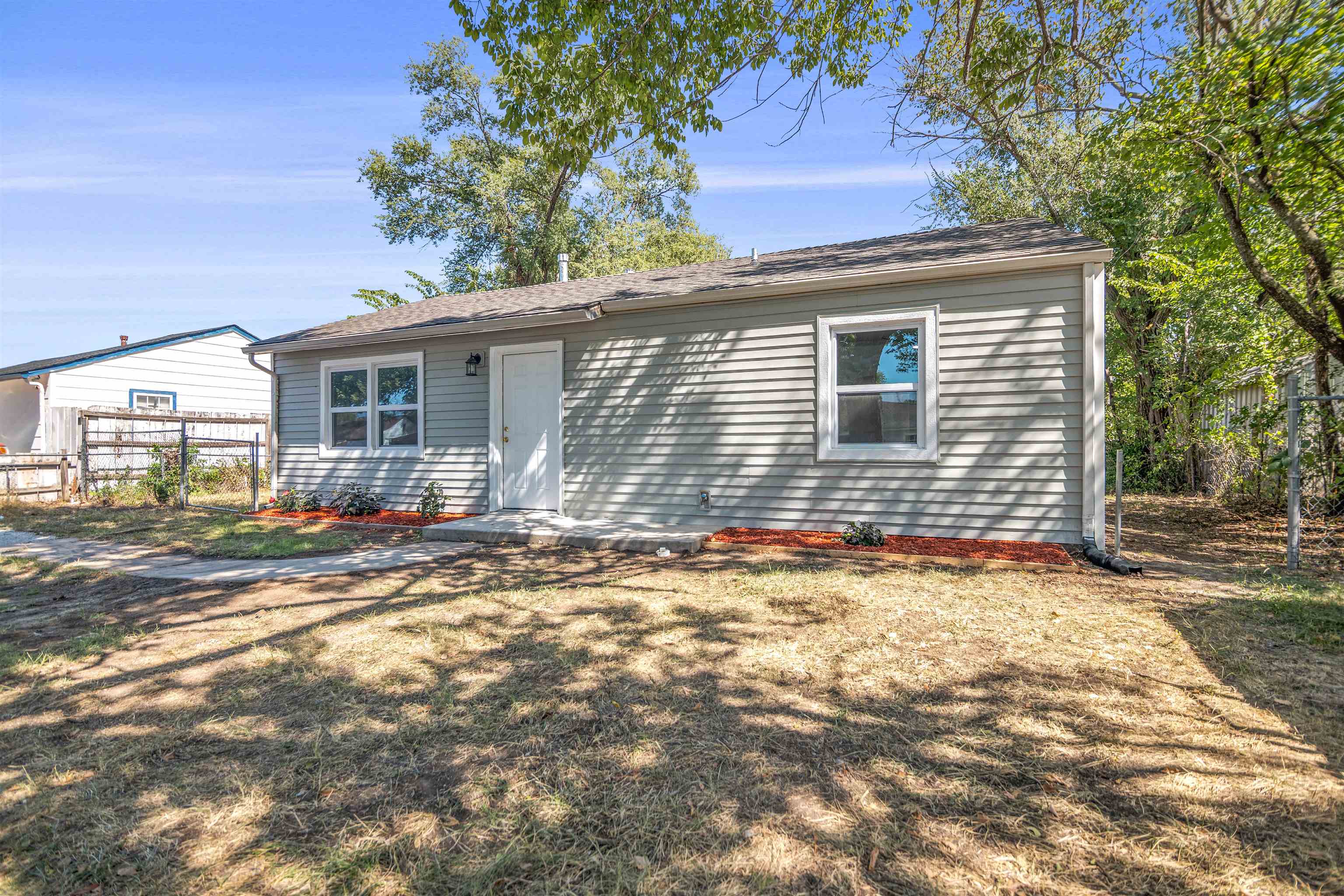 4530 S Juniper St, Wichita