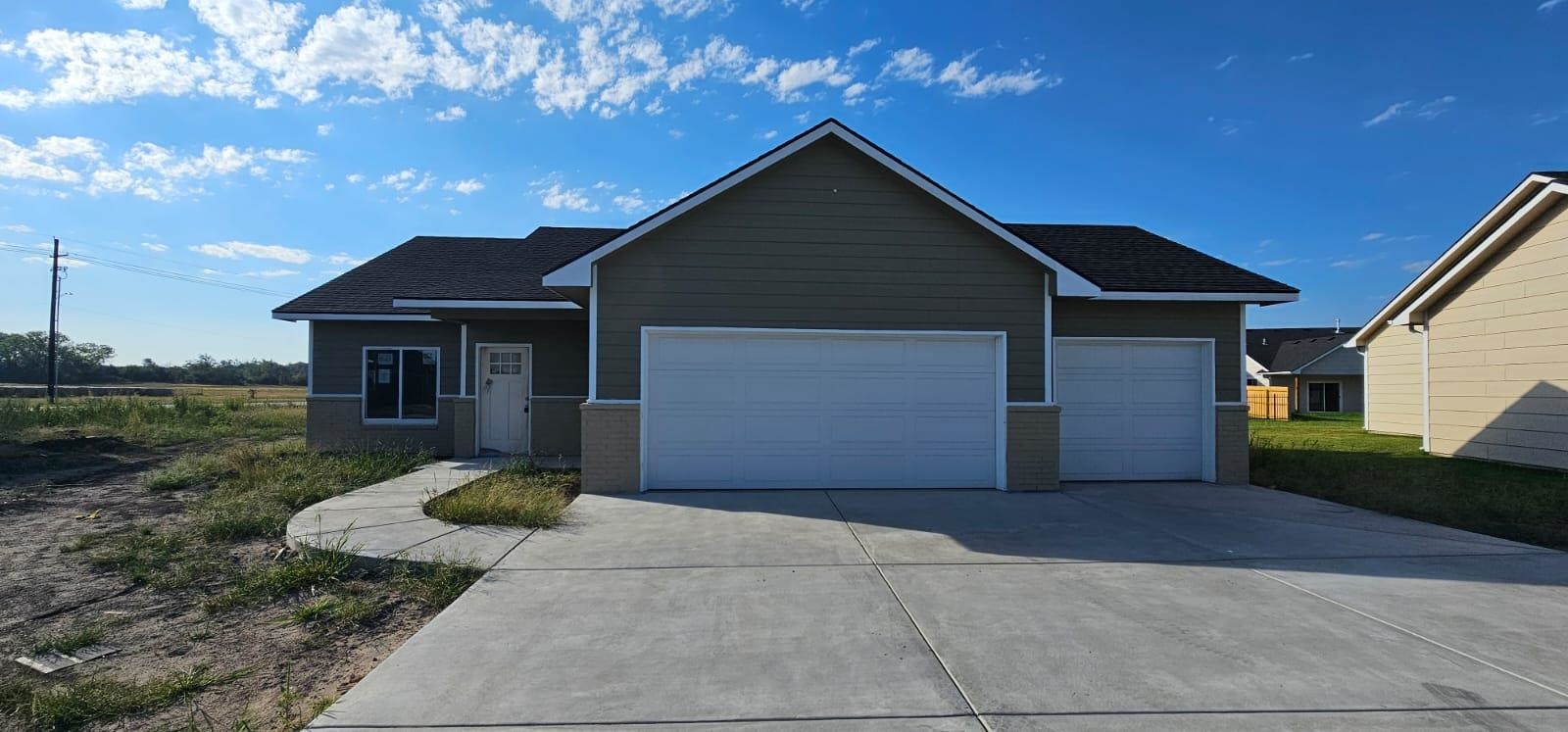 1621 Midway Ct., Valley Center