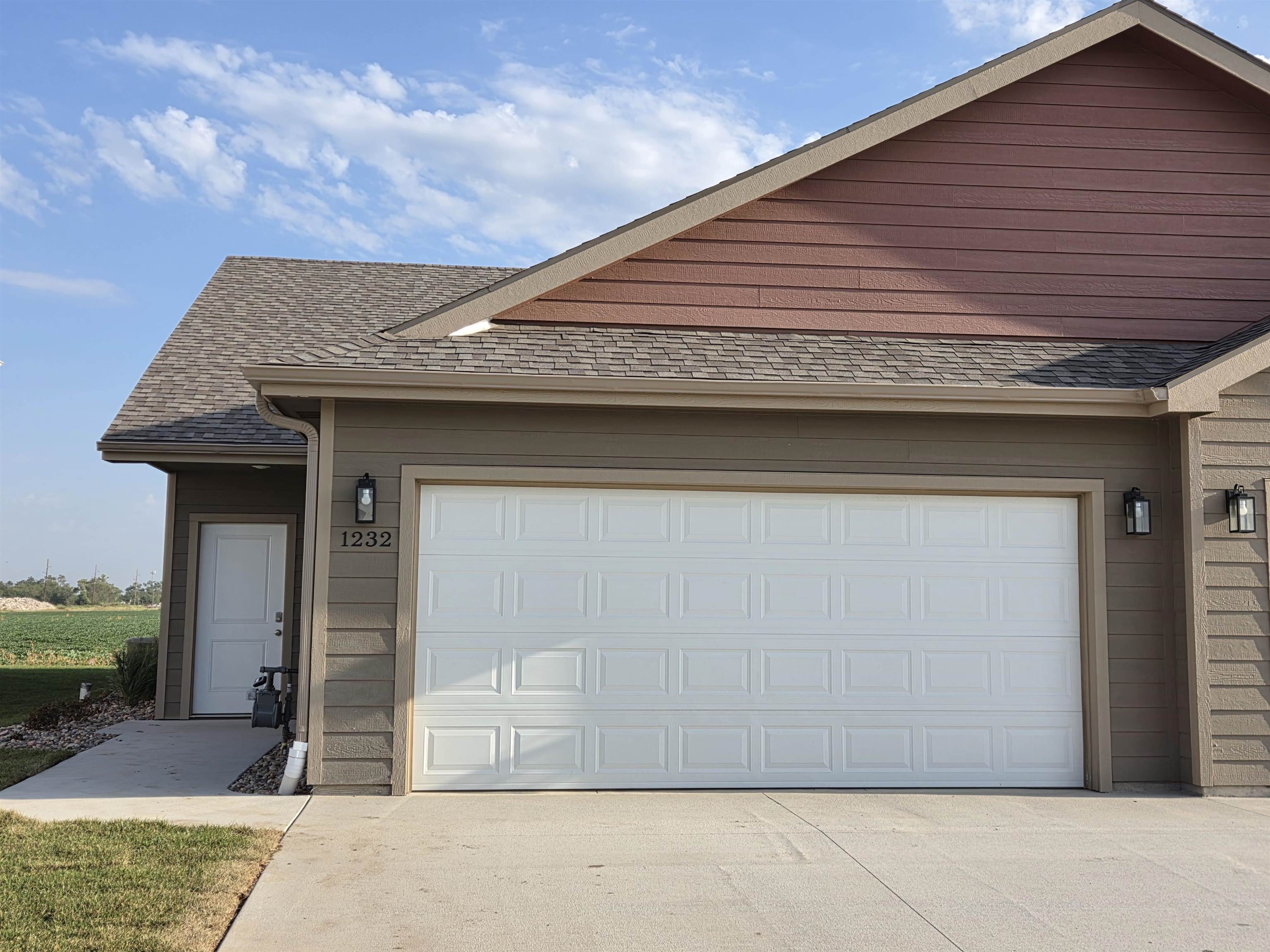 1232 Steve Hawley Ln., Salina