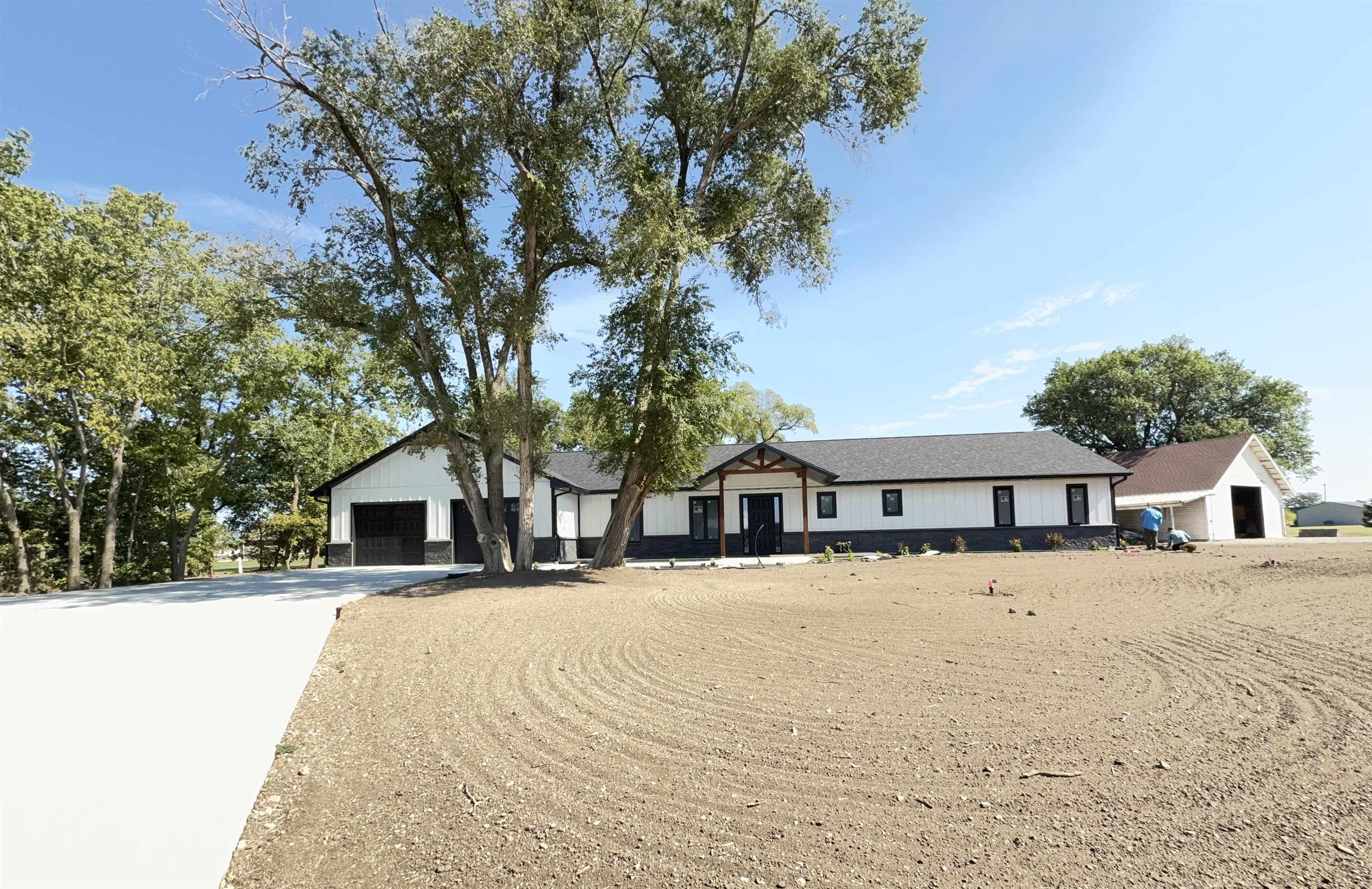 115 E 20th, Beloit
