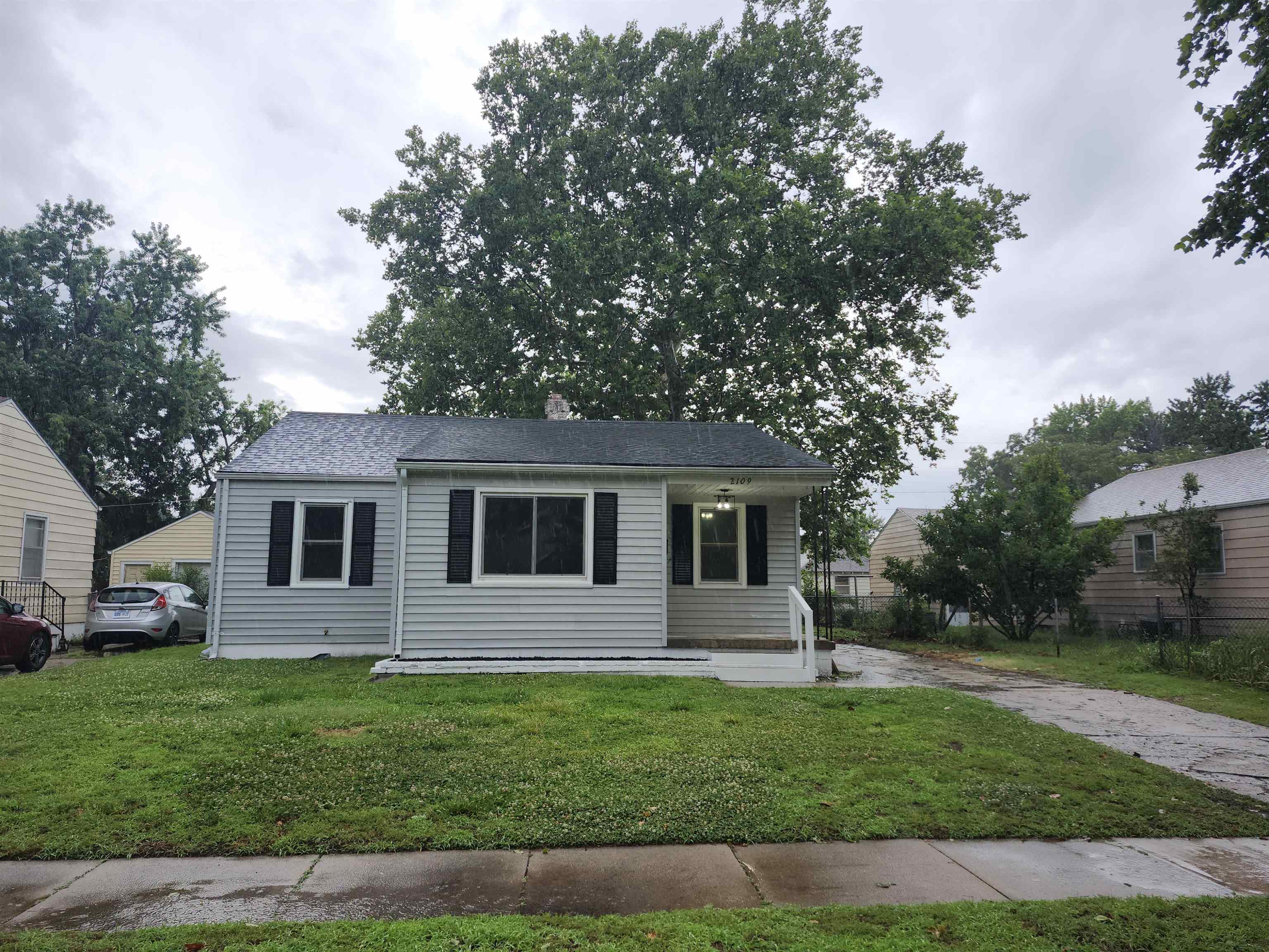 2109 S Ellis St, Wichita