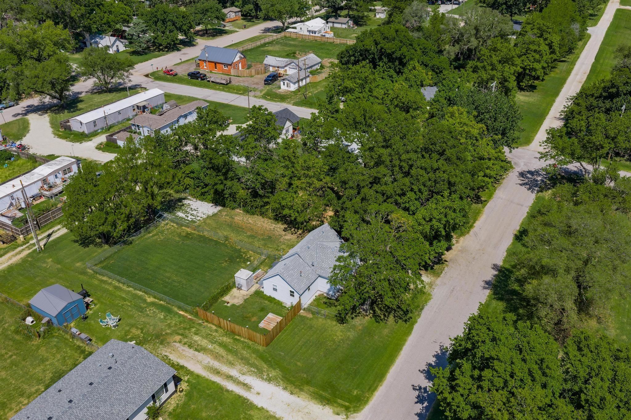 617 N Washington St, Belle Plaine