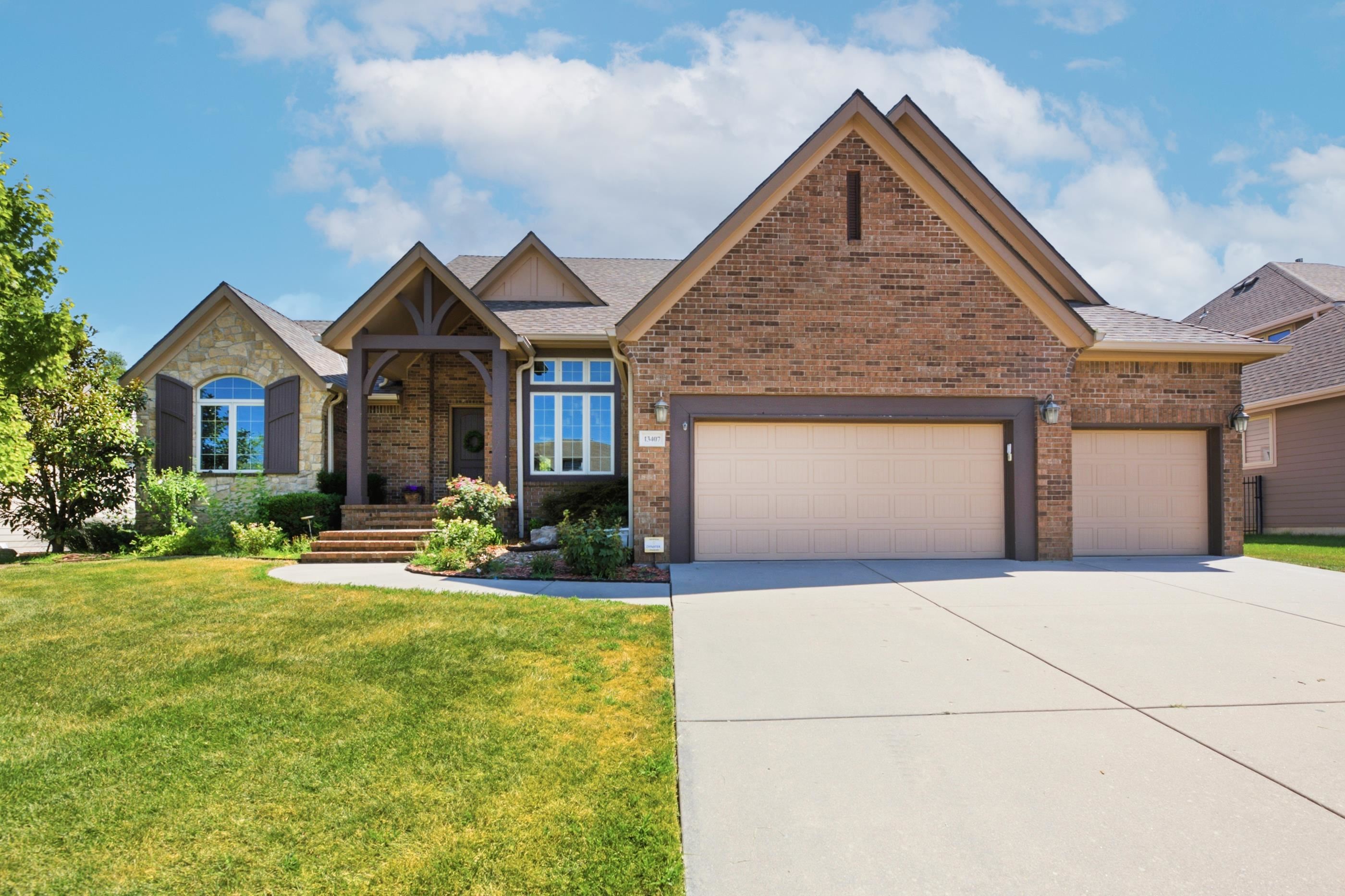 13407 E MAINSGATE ST, Wichita