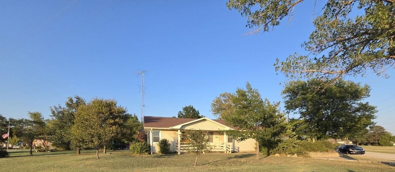 310 W GRANT ST, Mayfield, KS, 67103