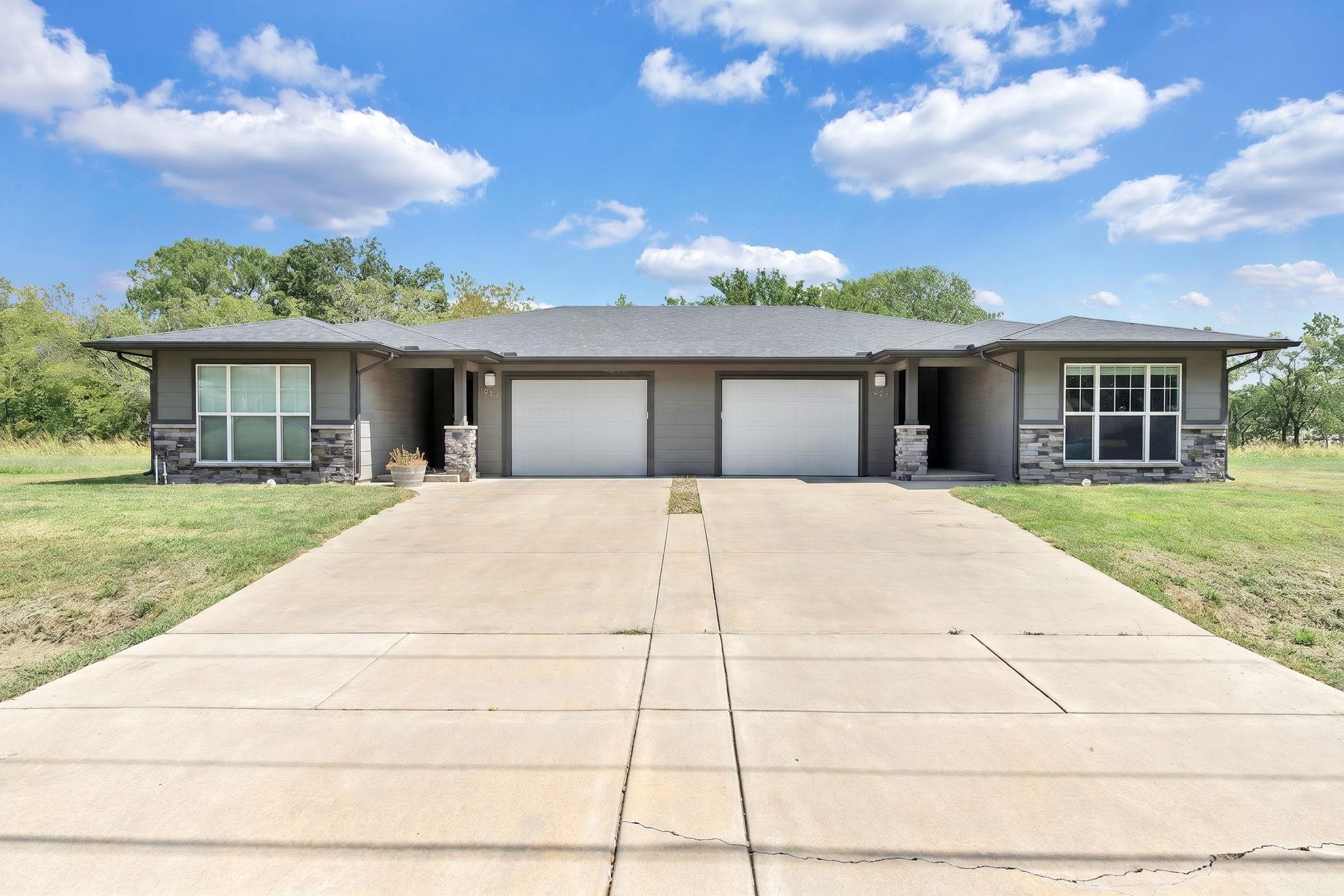 1027-1029 N H St, Wellington, KS, 67152