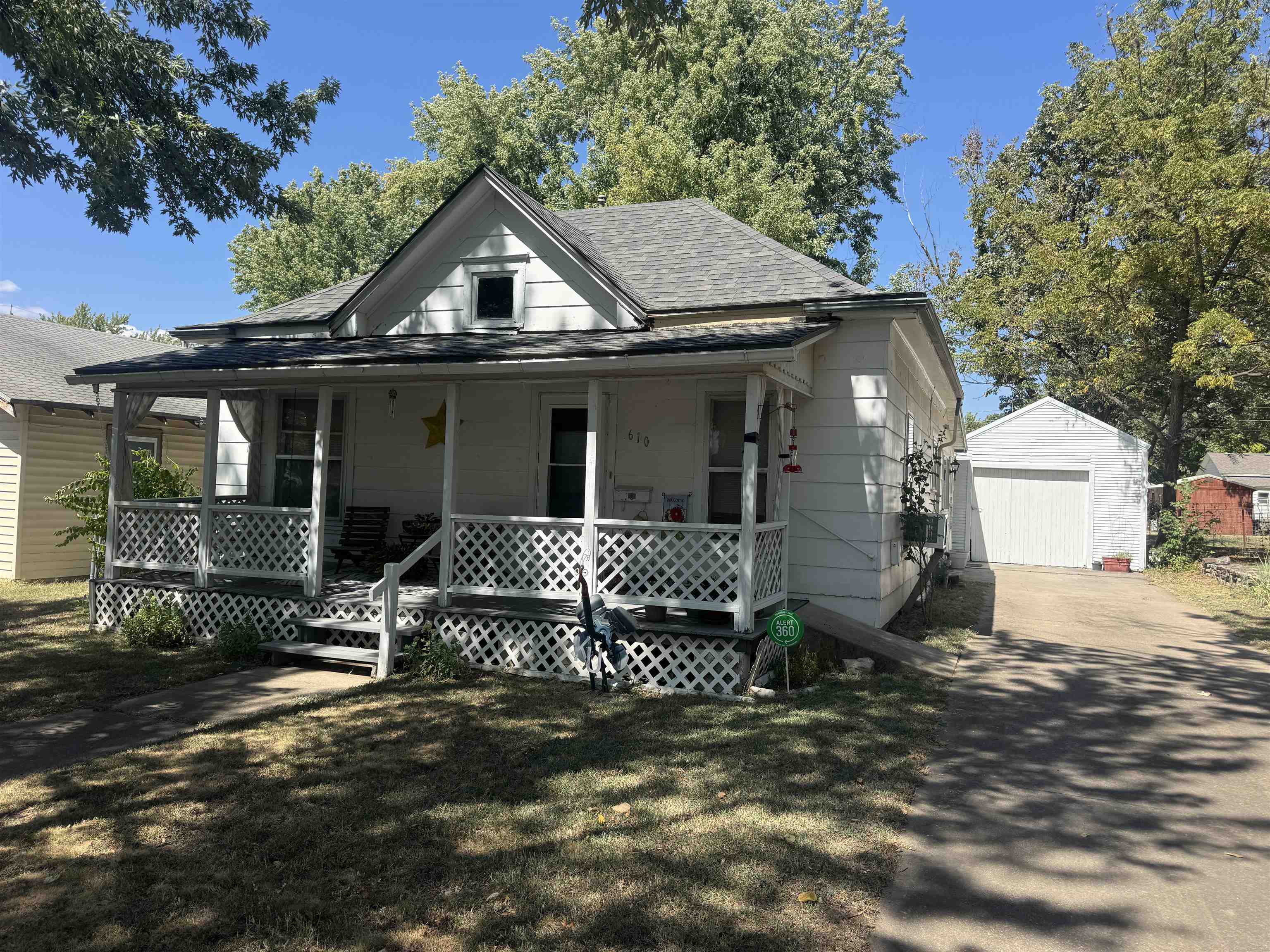610 E 16th, Winfield
