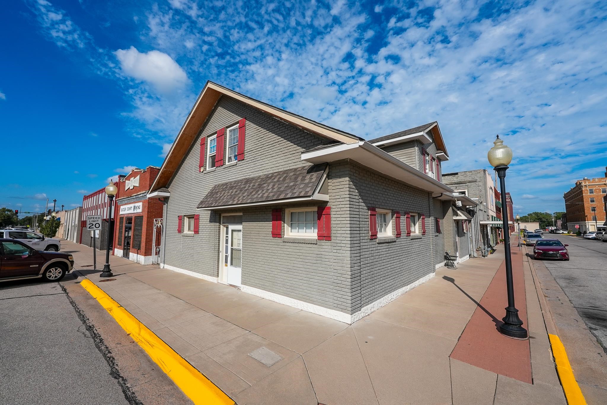 126 S Gordy St, El Dorado