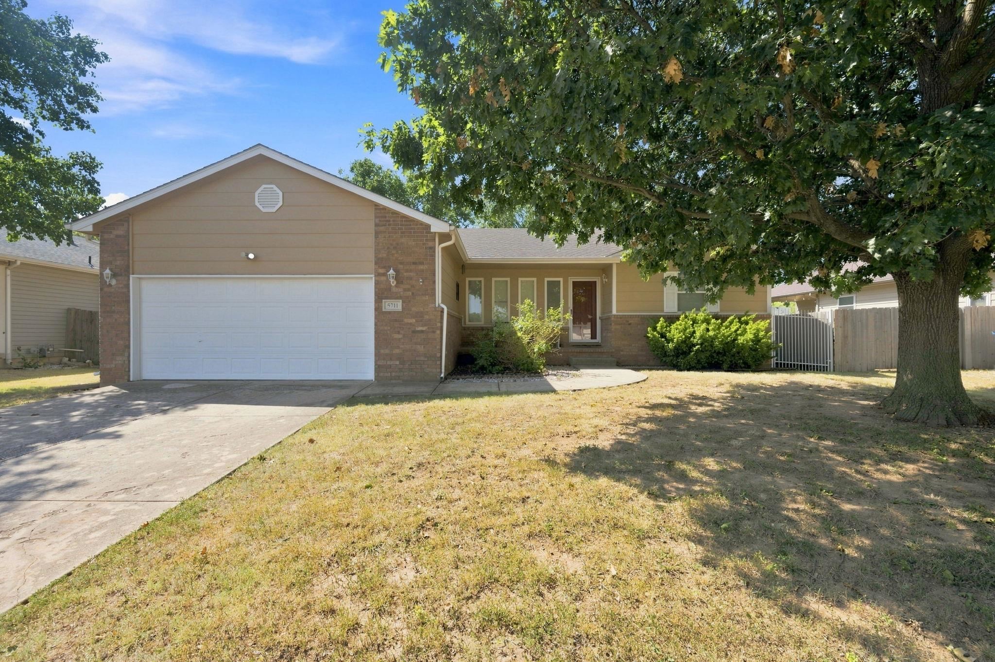 5711 W 40th St S, Wichita