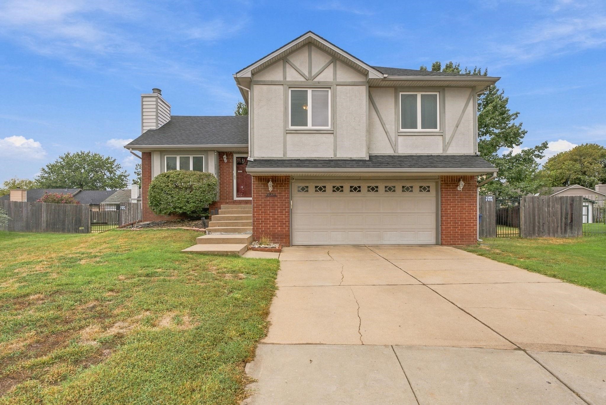 7814 W Barrington Cir, Wichita
